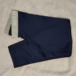NWOT Nike Dri Fit Womens Running Leggings size S
